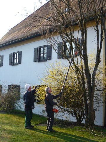 Aktion - Sauber um die Kirche 2017