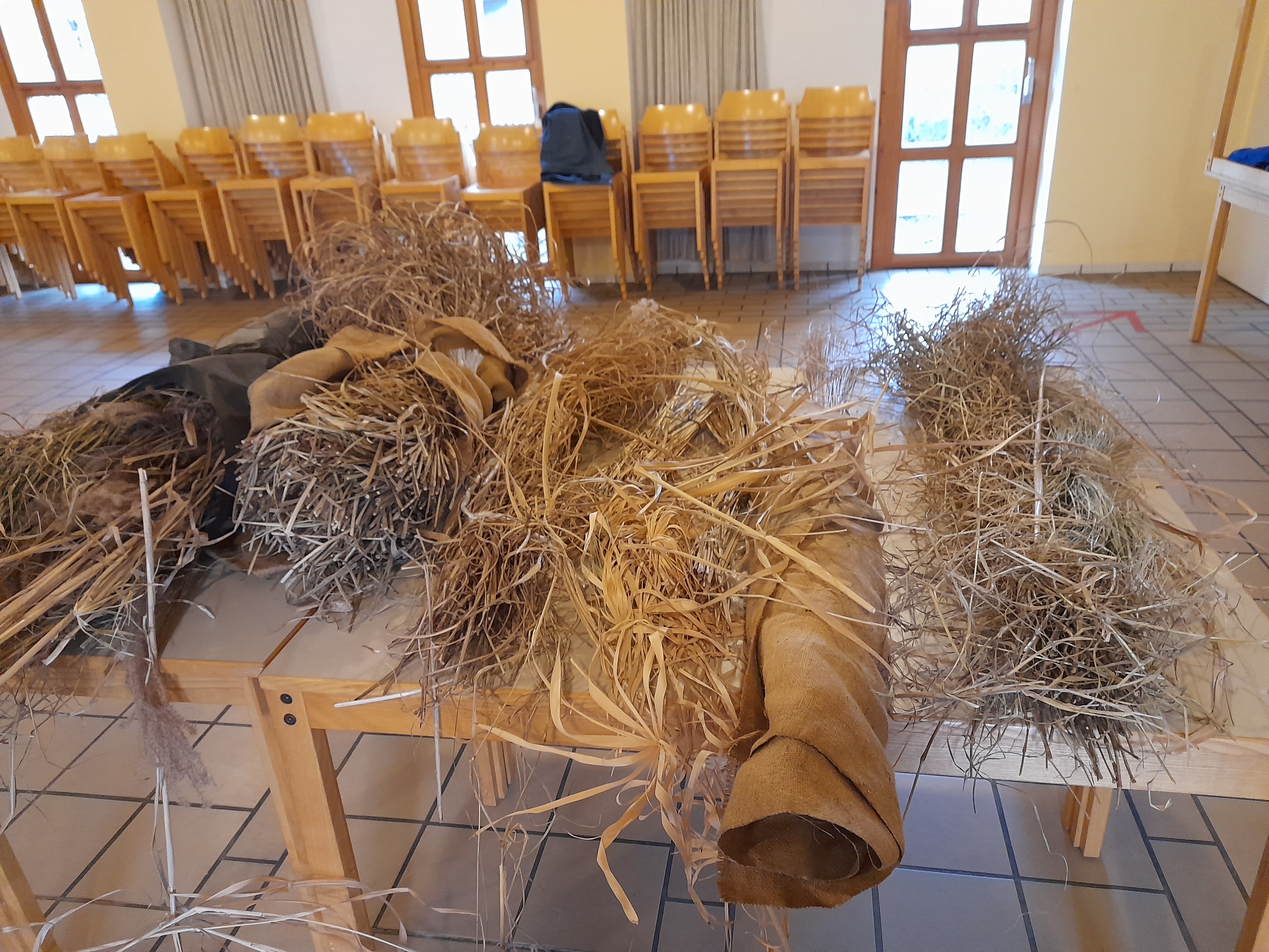 Körbe aus Gras und Stroh 2024