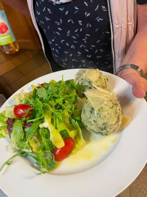 WhatsApp-Image-2024-11-08-at-15.56.53--1-