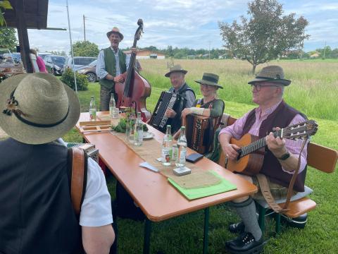 PHOTO-2025-06-01-19-31-23-2