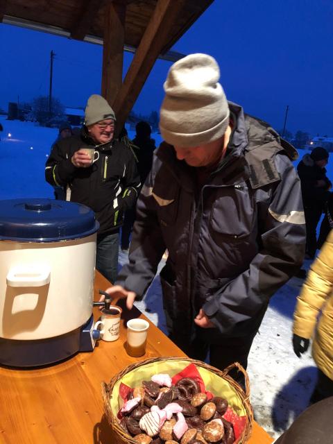 PHOTO-2022-12-18-20-33-00