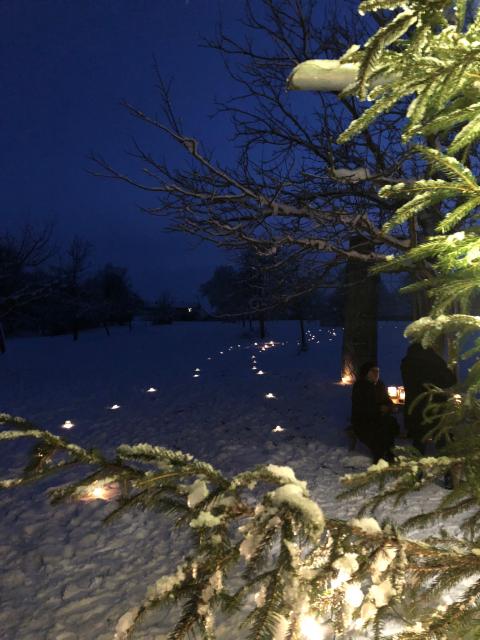 PHOTO-2022-12-18-20-33-03-2