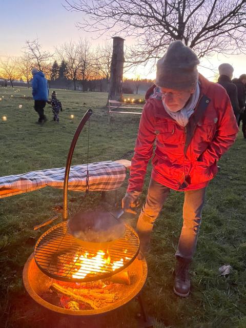 PHOTO-2023-12-17-19-41-04